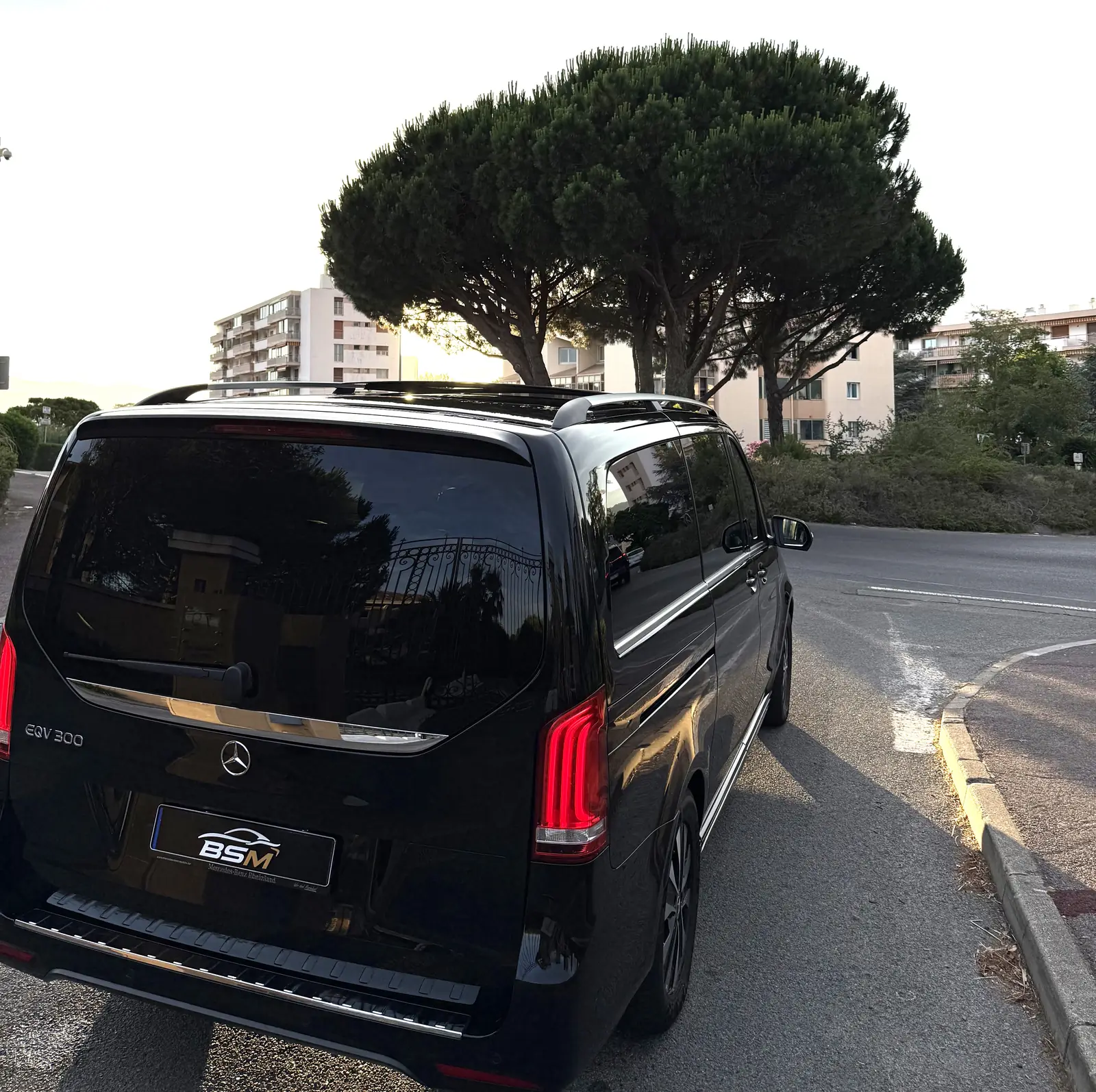 Van Mercedes Classe V premium BSM Autodriver, chauffeur privé sur la Côte d’Azur